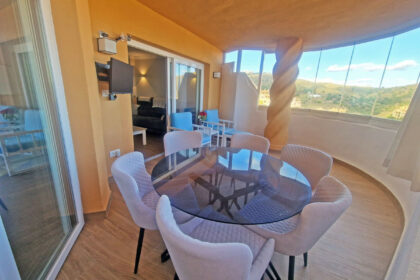 933092f40d44848fccfed9638be589e7 - 18