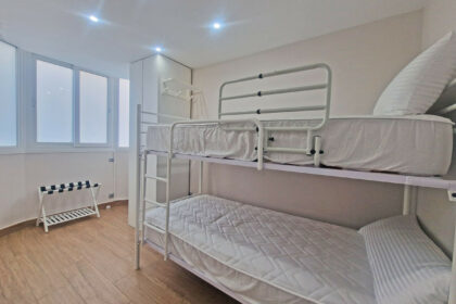 933092f40d44848fccfed9638be589e7 - 26