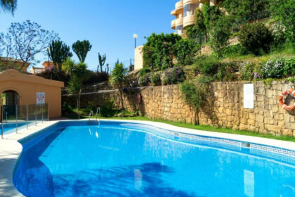 933092f40d44848fccfed9638be589e7 - 35