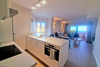 933092f40d44848fccfed9638be589e7 - 9