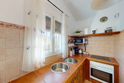 9335302e5b989bbb7fd08b066c86eb8d - 10