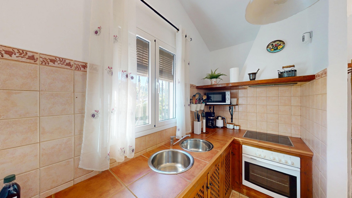 9335302e5b989bbb7fd08b066c86eb8d - 10