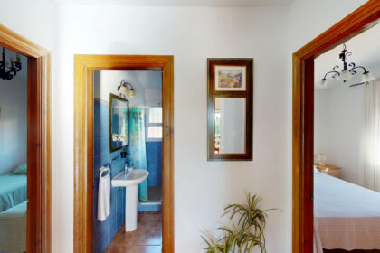 9335302e5b989bbb7fd08b066c86eb8d - 12