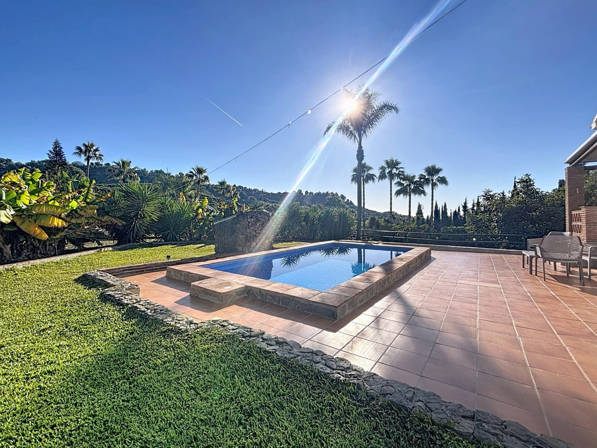 9335302e5b989bbb7fd08b066c86eb8d - 3