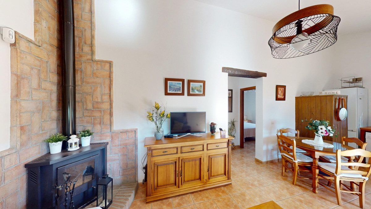 9335302e5b989bbb7fd08b066c86eb8d - 8