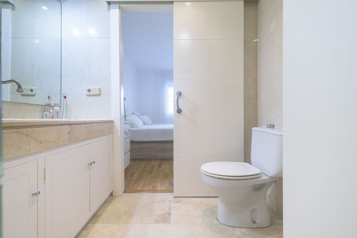 9418b0cf3b9c60231aa0afb8aca29710 - 10