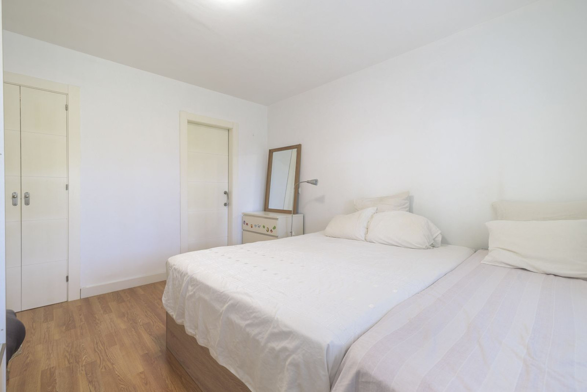 9418b0cf3b9c60231aa0afb8aca29710 - 15