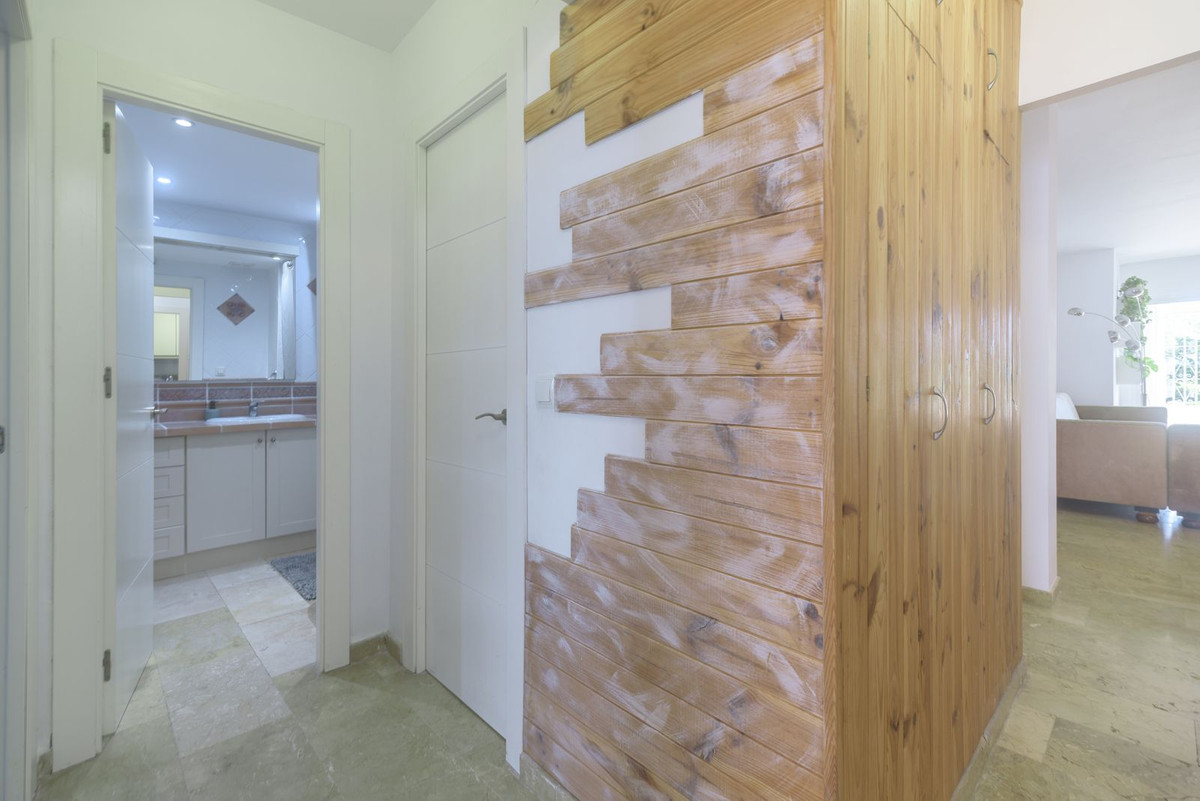 9418b0cf3b9c60231aa0afb8aca29710 - 21