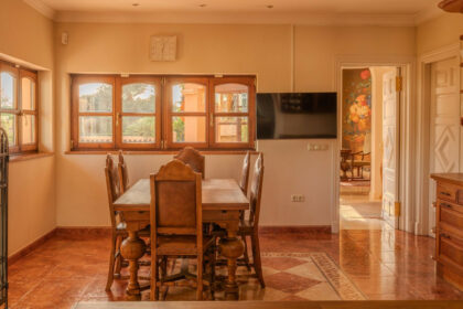 94382542f88374499409a9c50155195a - 18