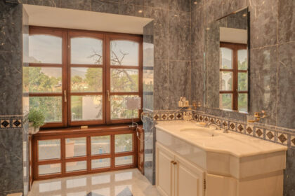 94382542f88374499409a9c50155195a - 54