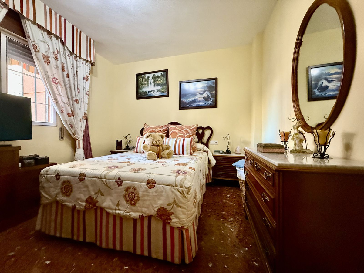 950a22e32160ae786337566347cae14d - 25