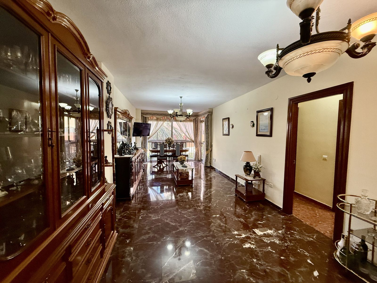 950a22e32160ae786337566347cae14d - 34