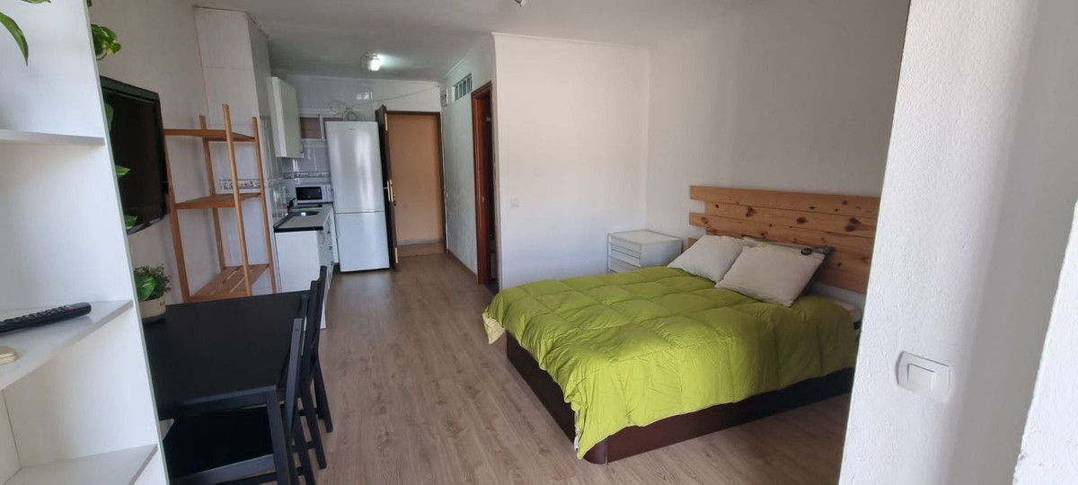 958d62618c3527dd20c5700010b17383 - 1