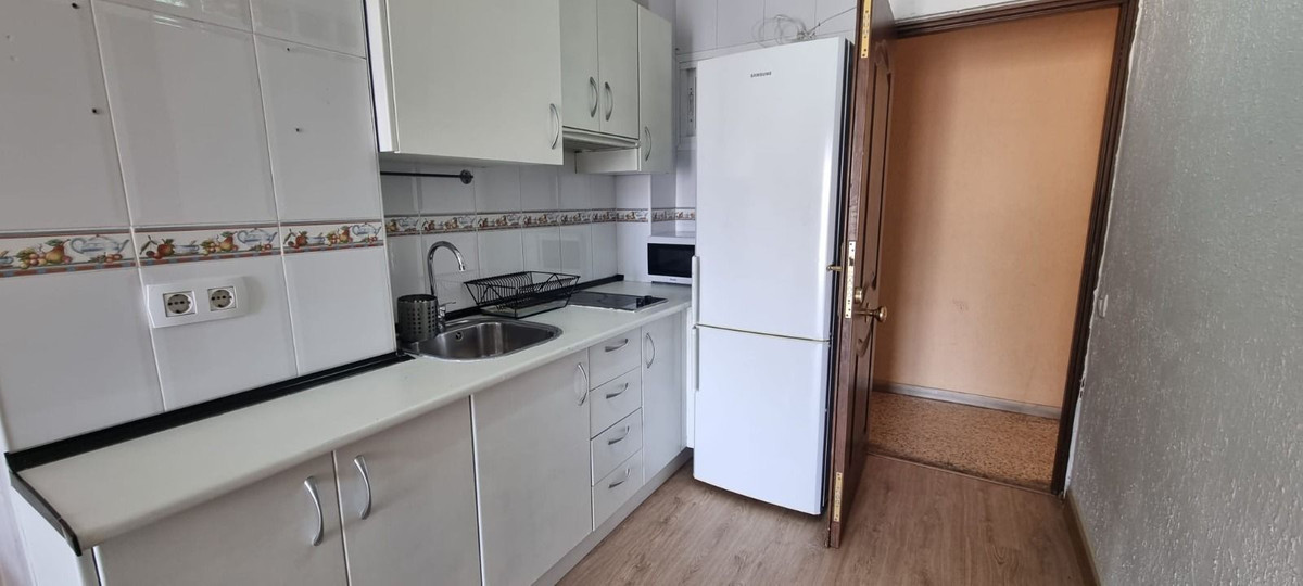 958d62618c3527dd20c5700010b17383 - 4