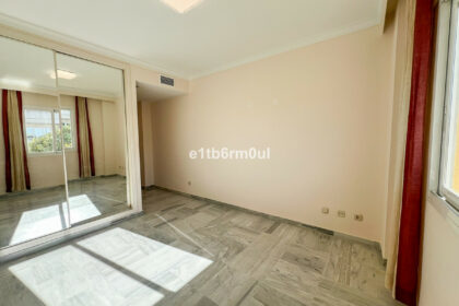 9595e00cdf628b659d7ea3dbe5bf51ab - 10