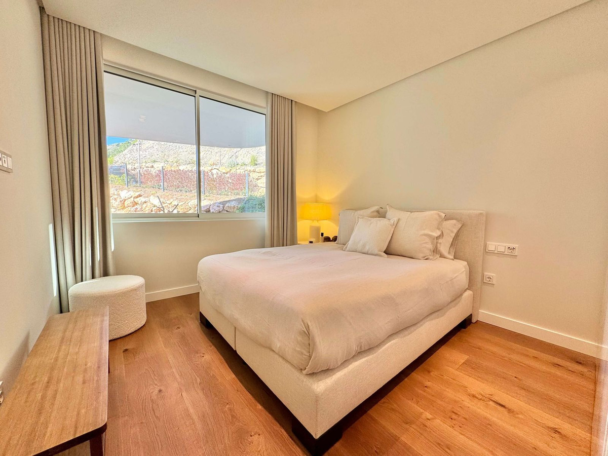 96da288313f13d3426e3f0788c657cbb - 18