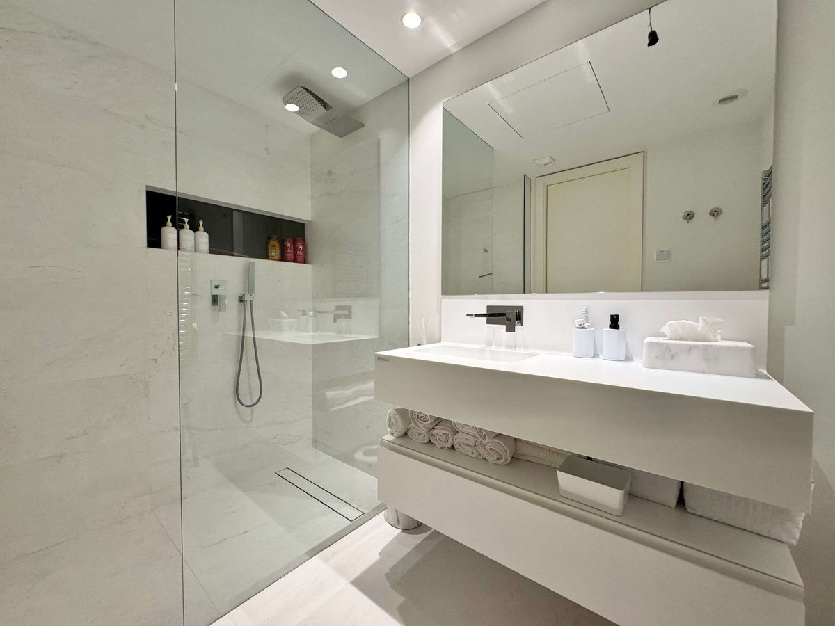 96da288313f13d3426e3f0788c657cbb - 19