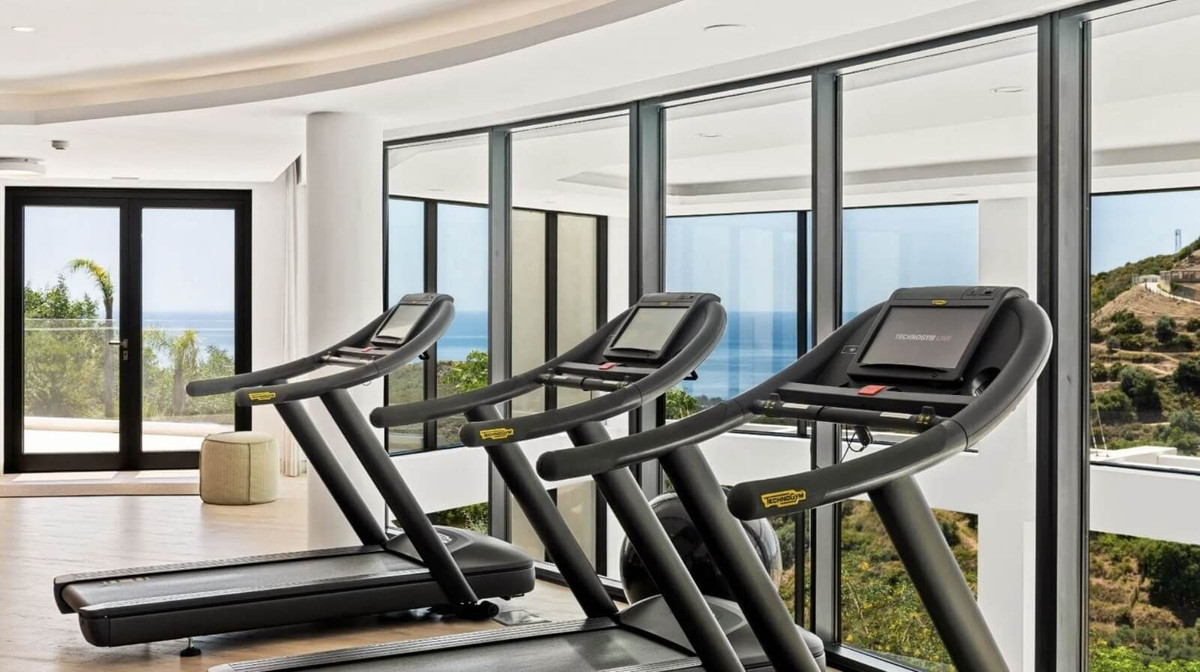 96da288313f13d3426e3f0788c657cbb - 24