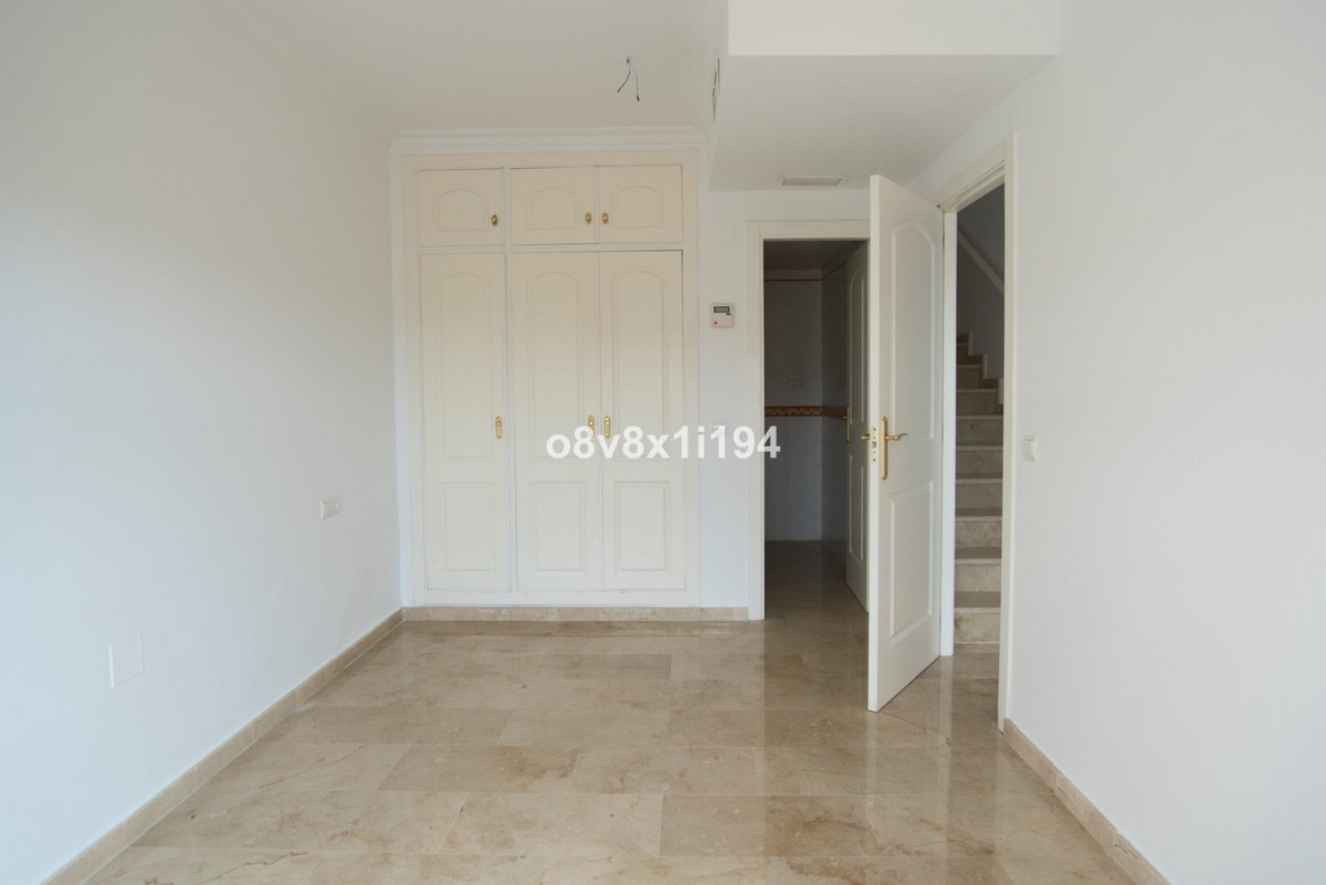 976ecf36640b97d409b97130ff8ed9e7 - 11