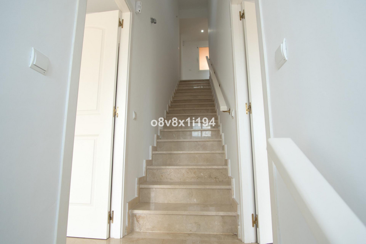 976ecf36640b97d409b97130ff8ed9e7 - 17