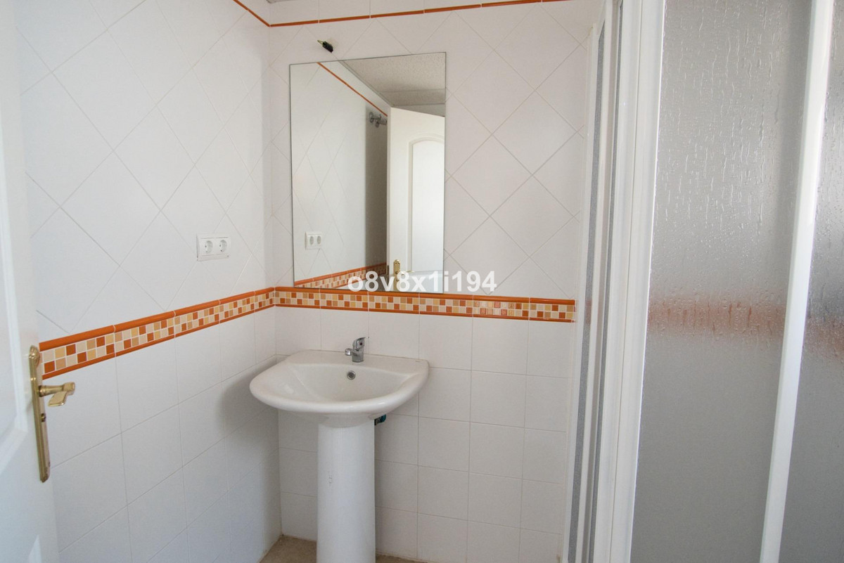 976ecf36640b97d409b97130ff8ed9e7 - 22