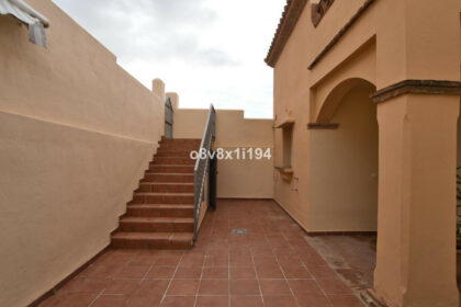 976ecf36640b97d409b97130ff8ed9e7 - 33