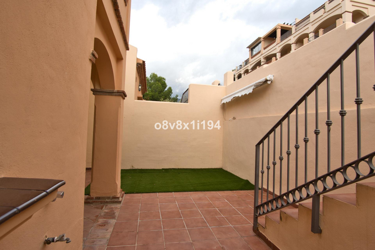 976ecf36640b97d409b97130ff8ed9e7 - 35