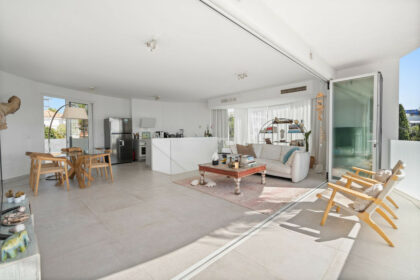 97c8a5387b14a17f010d0376e7615ea9 - 13