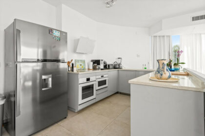 97c8a5387b14a17f010d0376e7615ea9 - 17