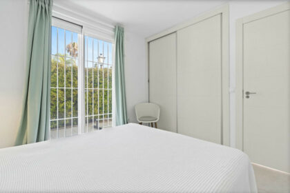 97c8a5387b14a17f010d0376e7615ea9 - 24