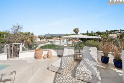 97c8a5387b14a17f010d0376e7615ea9 - 28