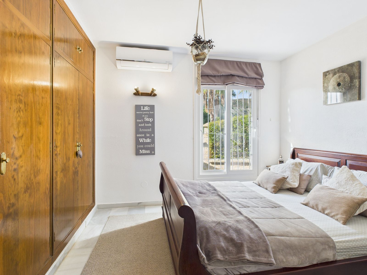 999ce8808c4739da7db19dd35543a813 - 14