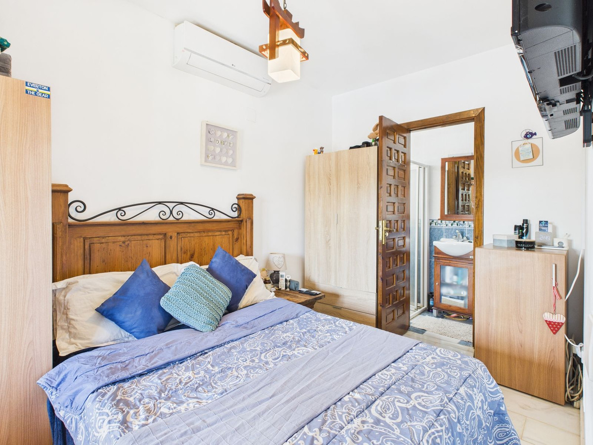 999ce8808c4739da7db19dd35543a813 - 16