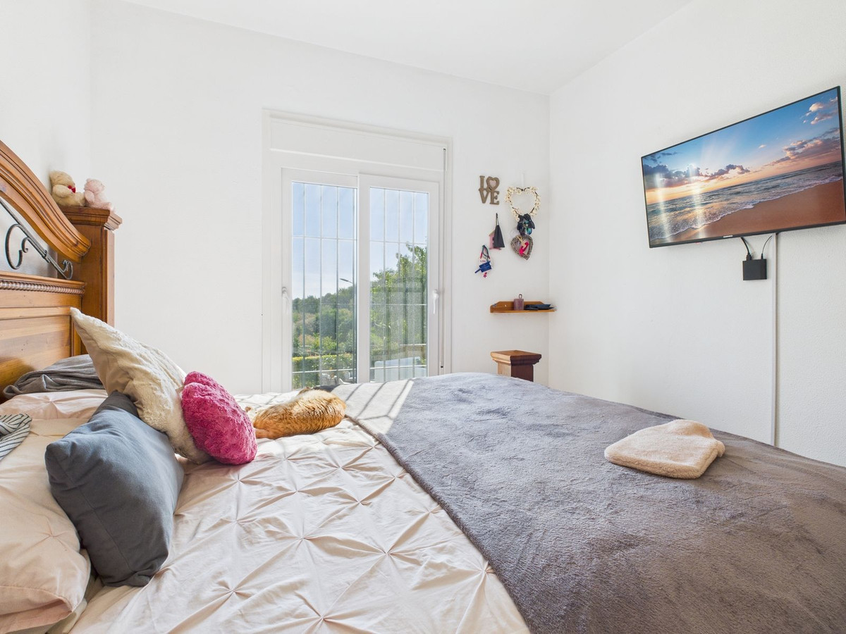 999ce8808c4739da7db19dd35543a813 - 18