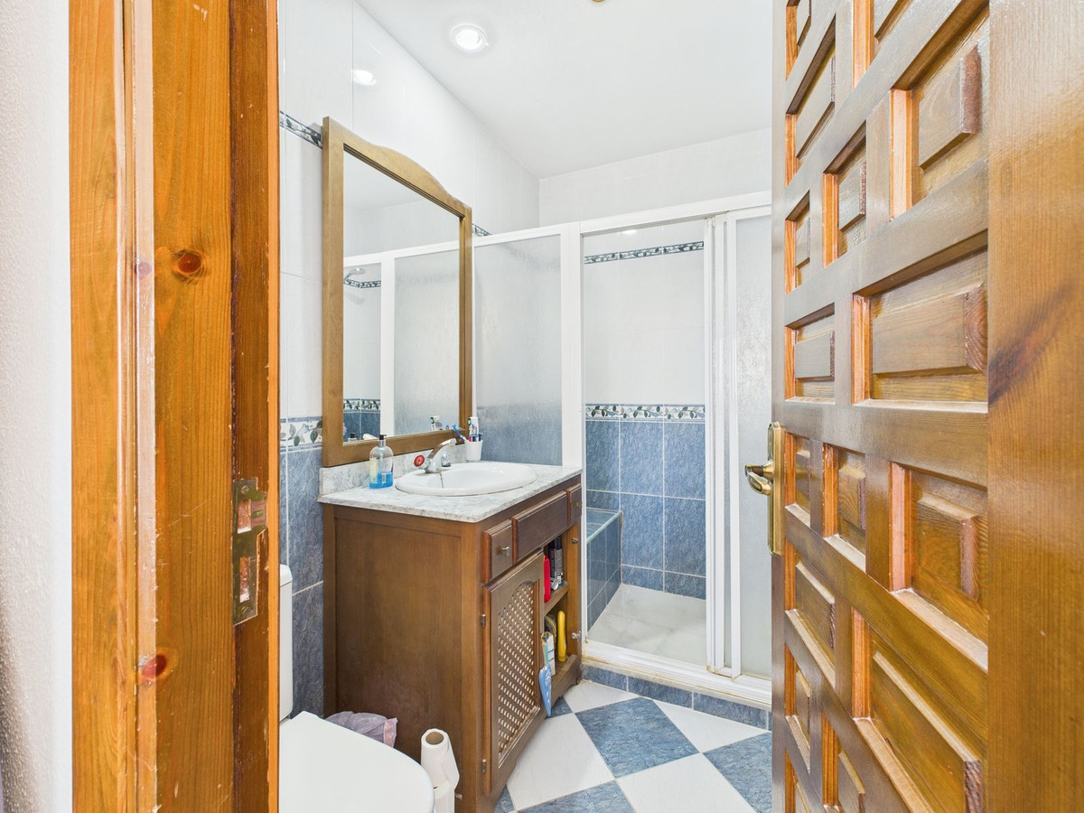 999ce8808c4739da7db19dd35543a813 - 23