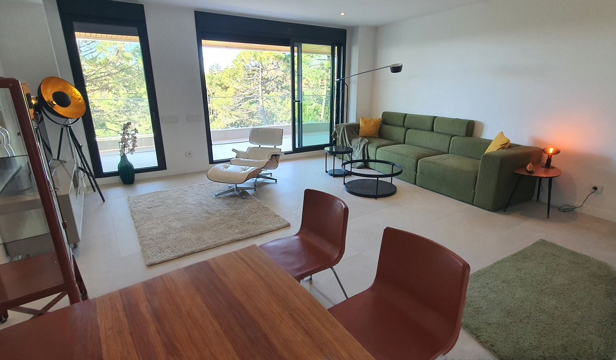 99e0892fbd961d4c2e6418a18bfa5706 - 2