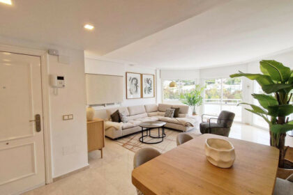 99f0d220b1cc3d007a31f84d68296d70 - 3