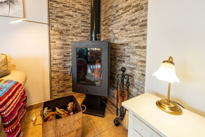 99fdefe5da240457eeebeb4f295b591a - 17