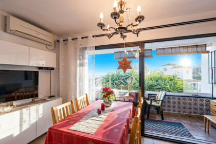 99fdefe5da240457eeebeb4f295b591a - 18