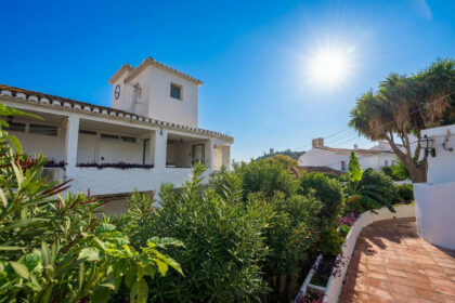 99fdefe5da240457eeebeb4f295b591a - 28