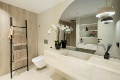 9a9f37575c0d84e6a1347ffa6c662a57 - 17