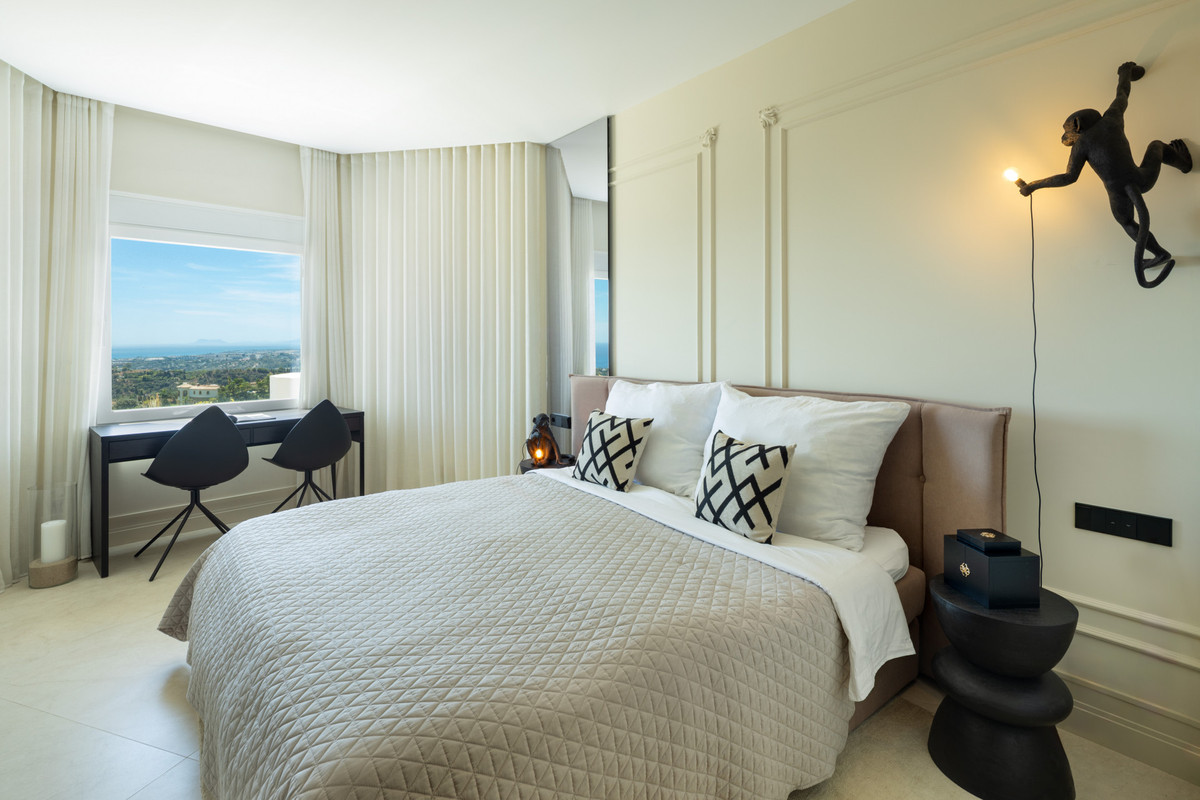 9a9f37575c0d84e6a1347ffa6c662a57 - 18