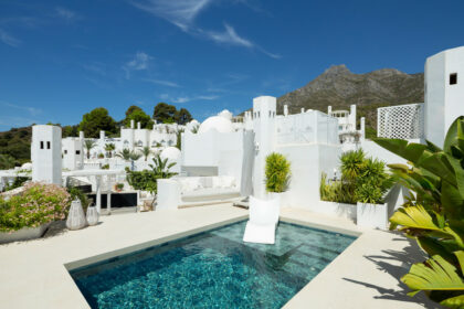 9a9f37575c0d84e6a1347ffa6c662a57 - 23