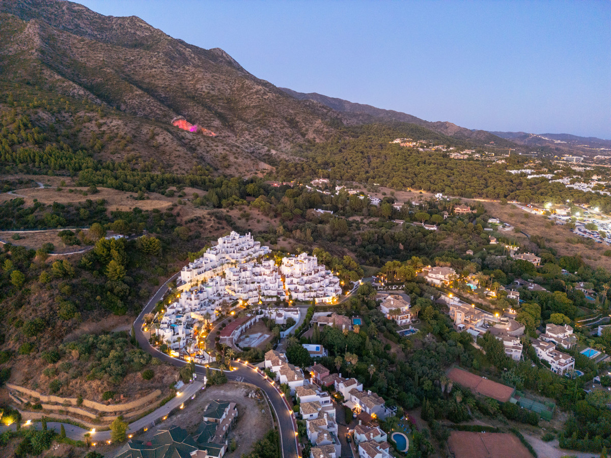 9a9f37575c0d84e6a1347ffa6c662a57 - 35