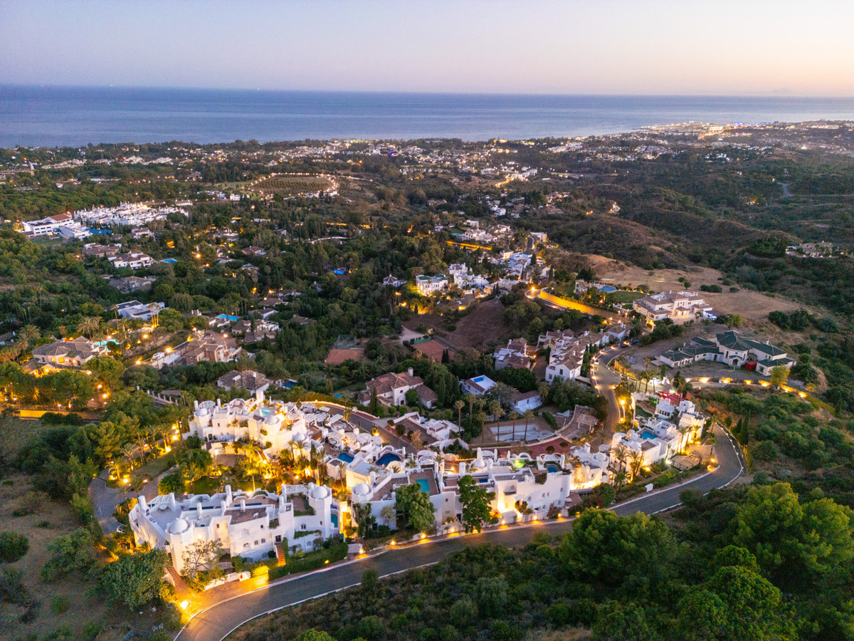 9a9f37575c0d84e6a1347ffa6c662a57 - 36