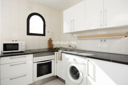 9acffb66368a5de04e9954a2b4d37040 - 17