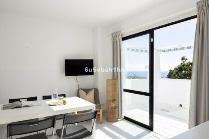 9acffb66368a5de04e9954a2b4d37040 - 20