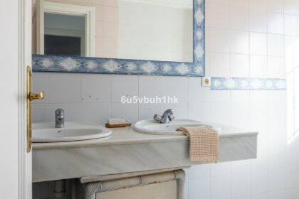 9acffb66368a5de04e9954a2b4d37040 - 25