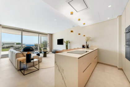 9ba04aae8826eb0aafcd82adf84d2237 - 2