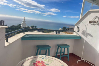 9c764b12147050d87af13785a8971762 - 12